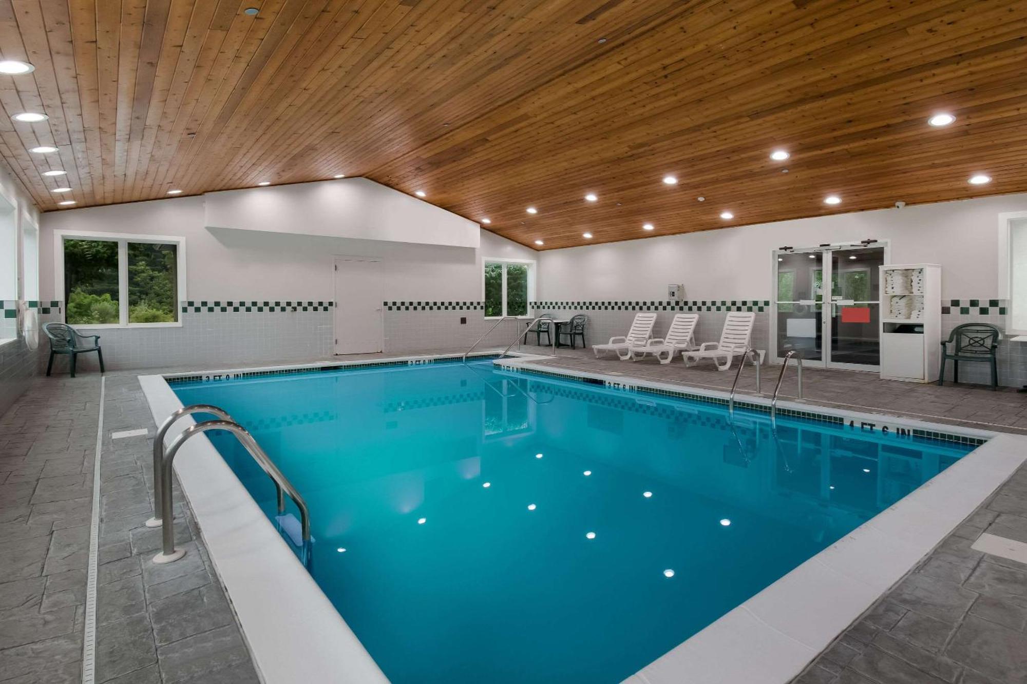 Country Inn & Suites By Radisson, Harrisburg Northeast - Hershey Extérieur photo